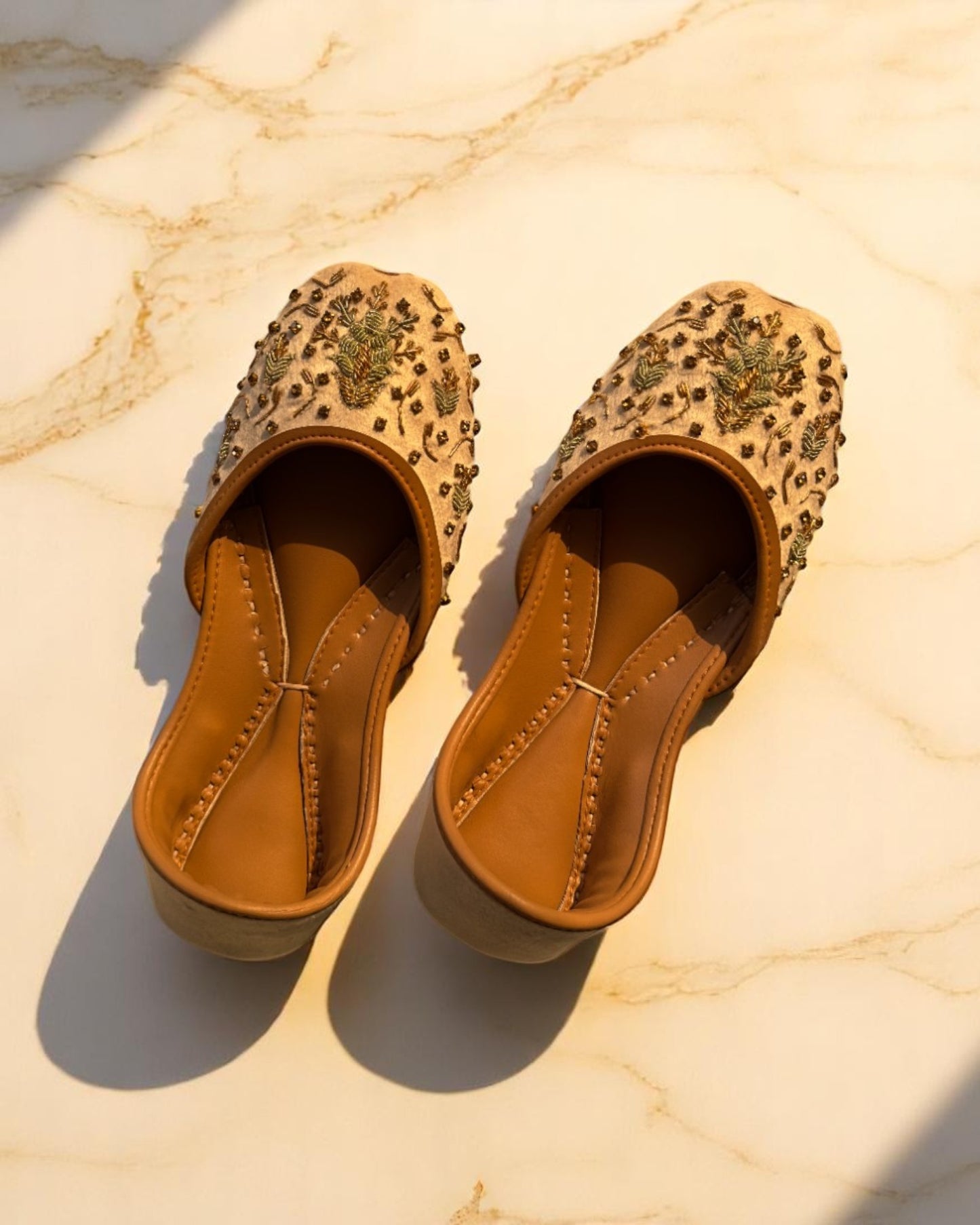 Nuzhat - Beige Jutti