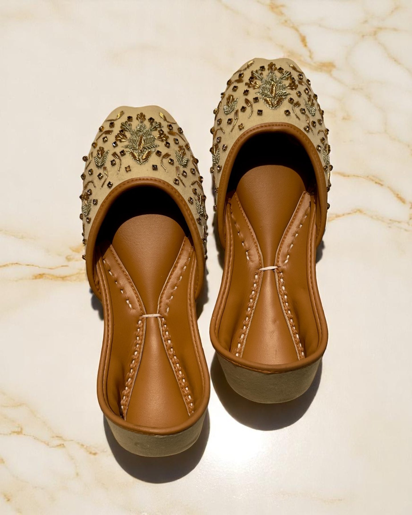 Nuzhat - Beige Jutti