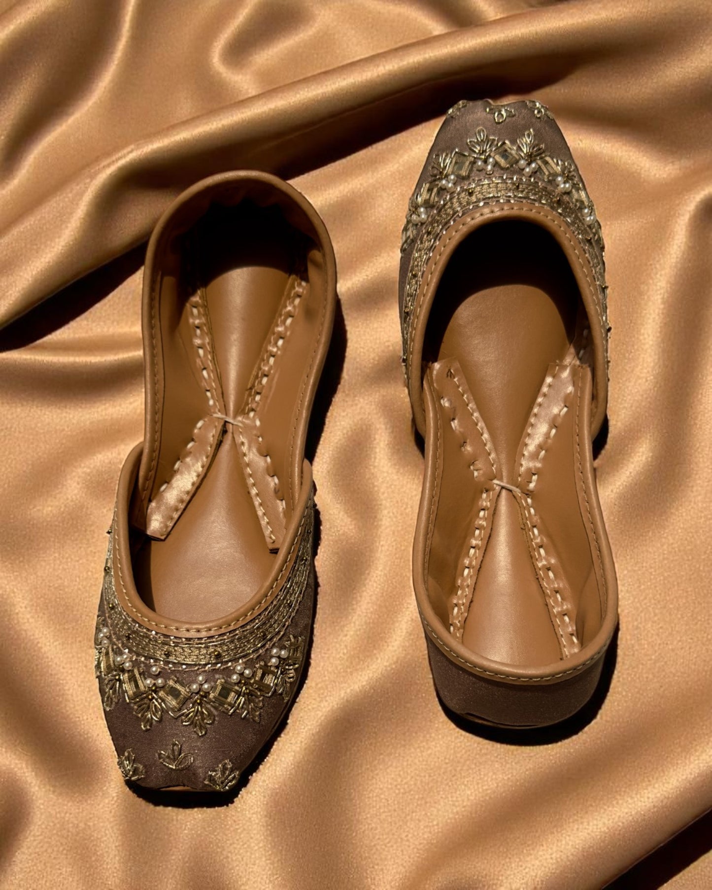 Bahaar - Brown Jutti