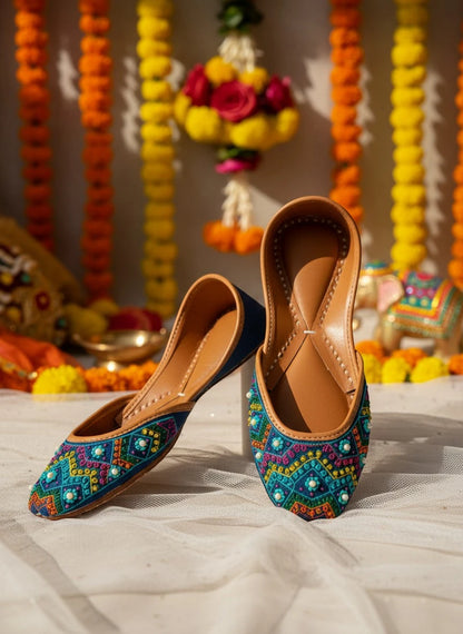 Gulzar - Multi Color Jutti
