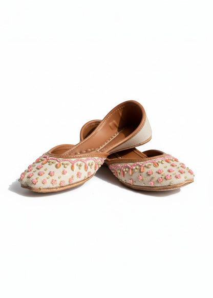 Baithak - Ivory Jutti