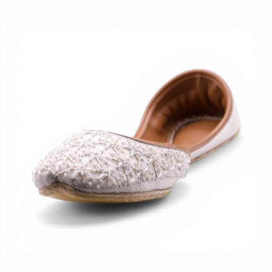 Surmai - Ivory Jutti