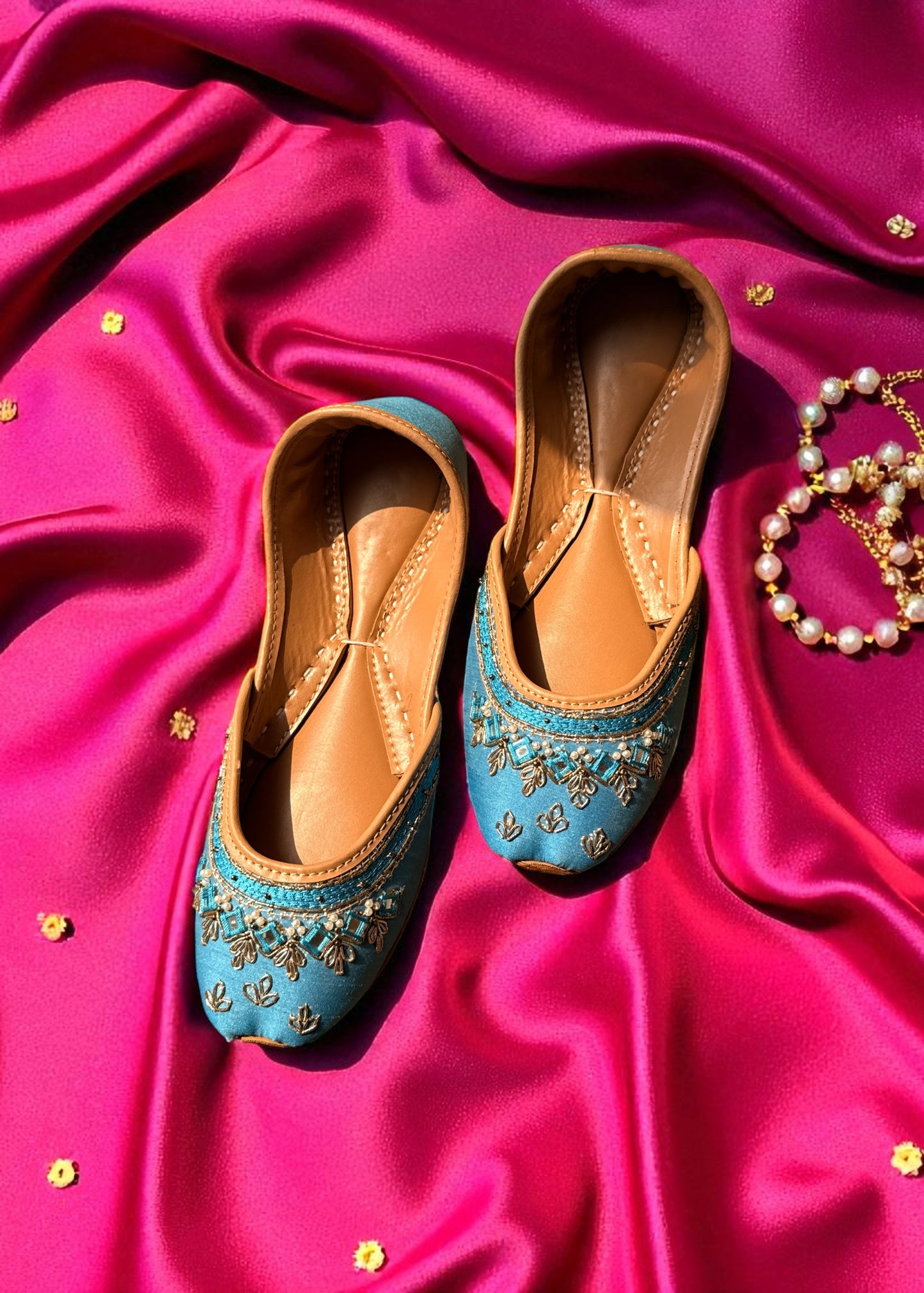 Bahaar - Blue Jutti