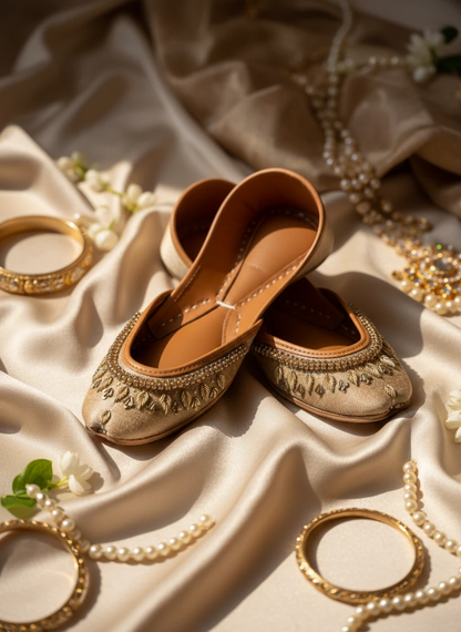 Gulnoor - Golden Beige Jutti