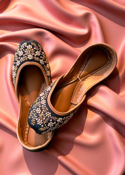 Seheli - Black Jutti