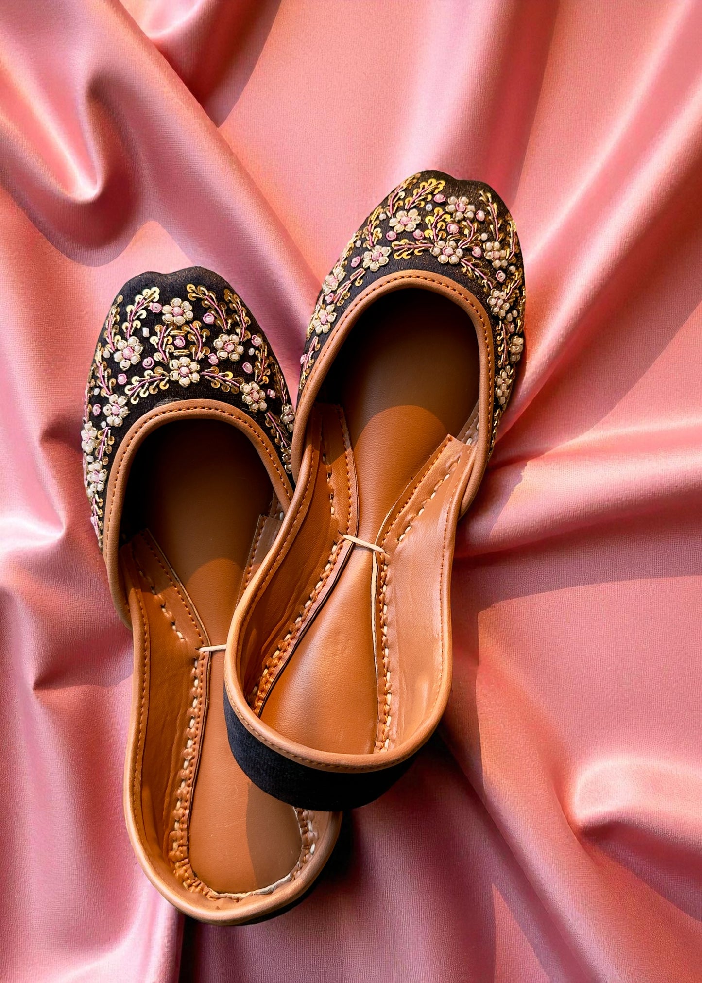 Seheli - Black Jutti