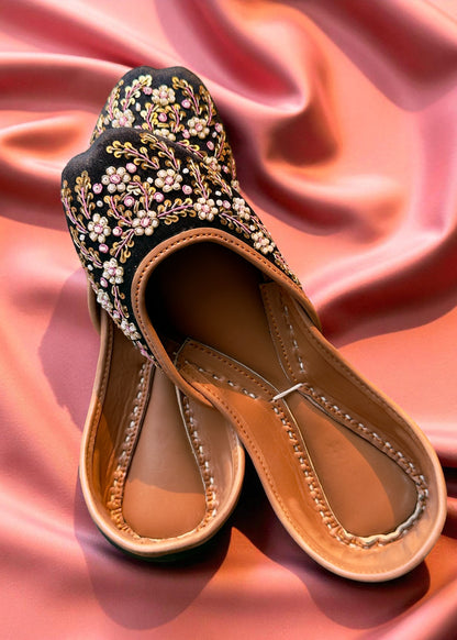 Seheli - Black Jutti