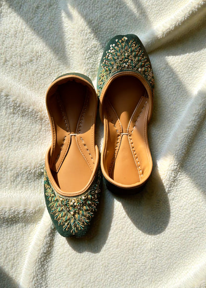 Naina - Emerald Green Jutti