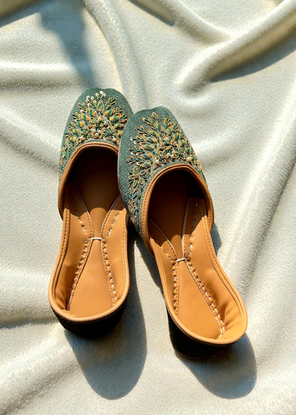 Naina - Emerald Green Jutti
