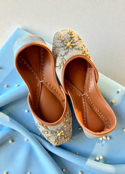 Aasmaan - Pastel Blue Jutti