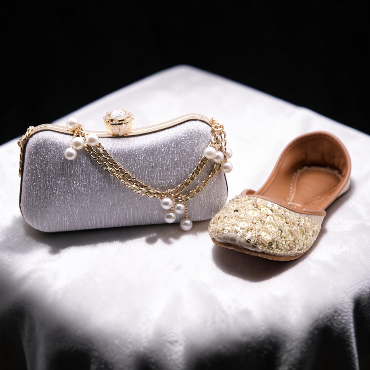 Colette - Silver Clutch