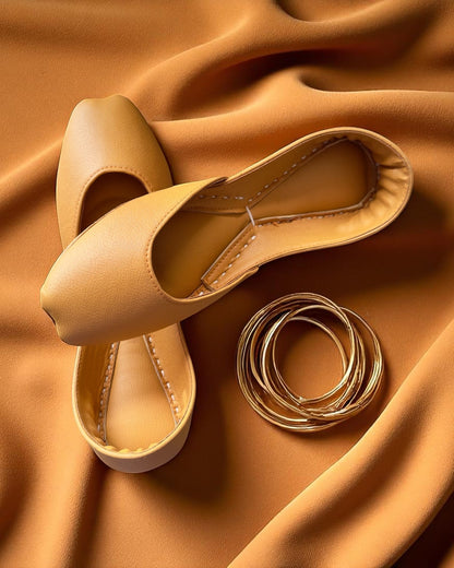 Noora - Brown Jutti