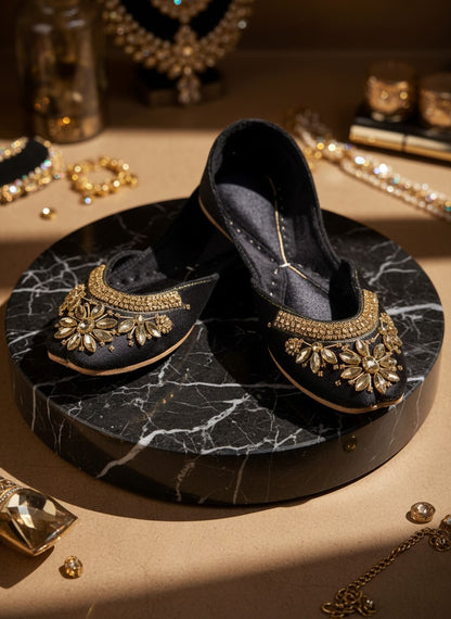Maharani - Black Jutti