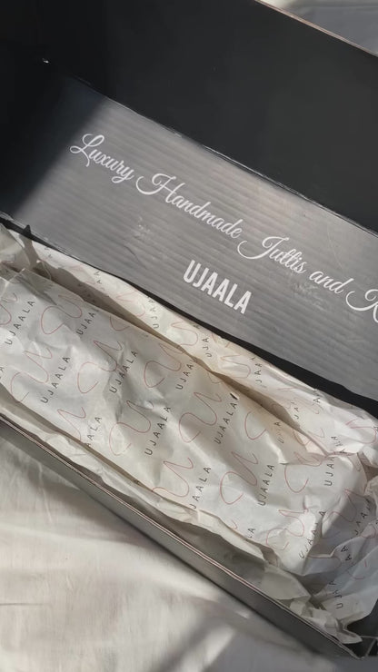 Noorjahan - Blue Jutti