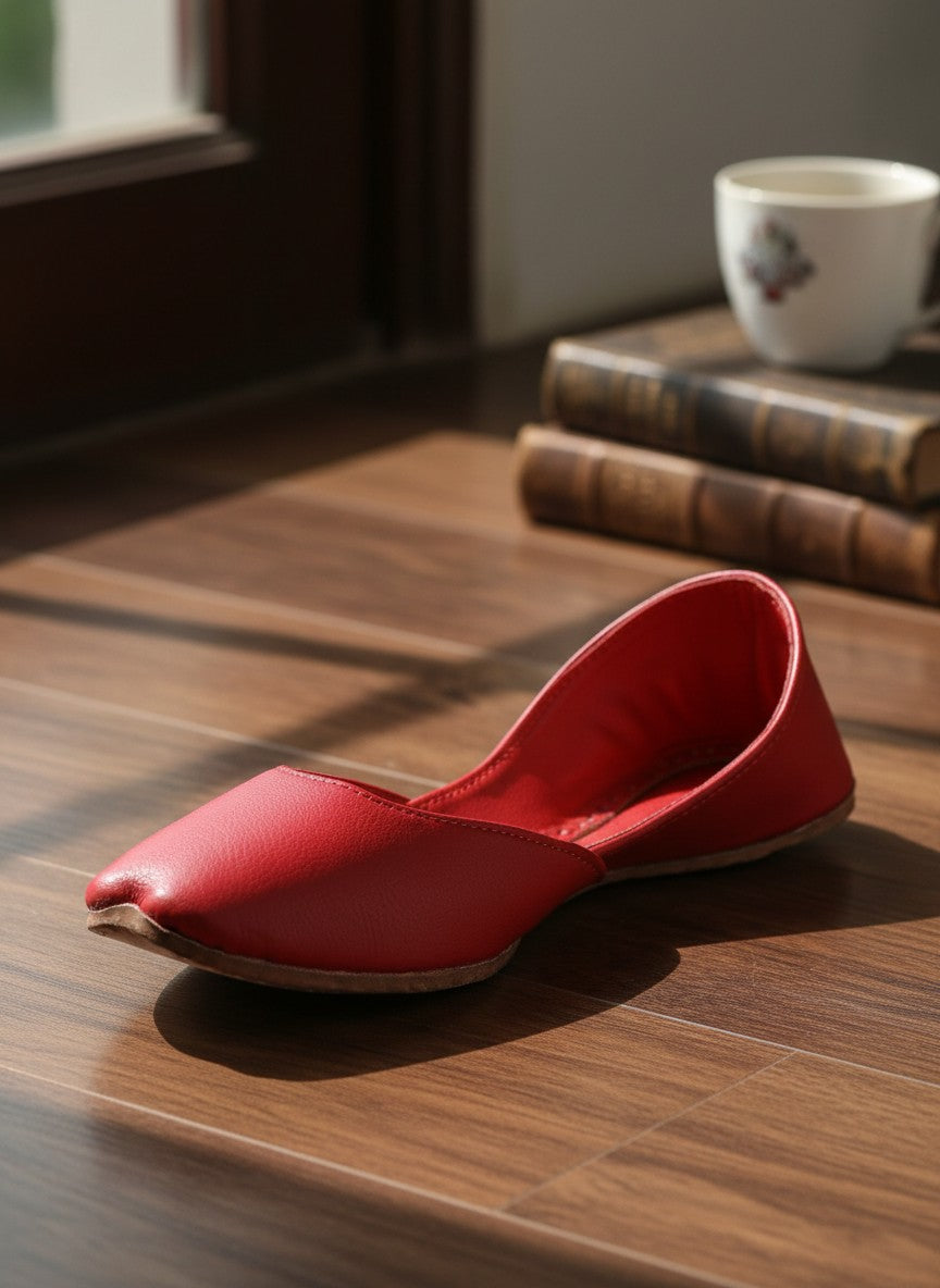 Ujaala Noora red plain pure leather jutti for women.