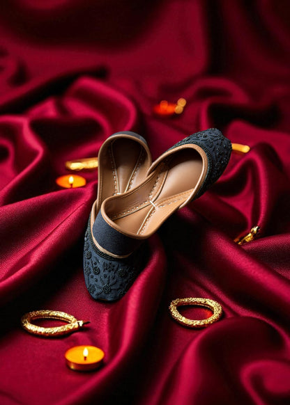 Mausam - Black Jutti