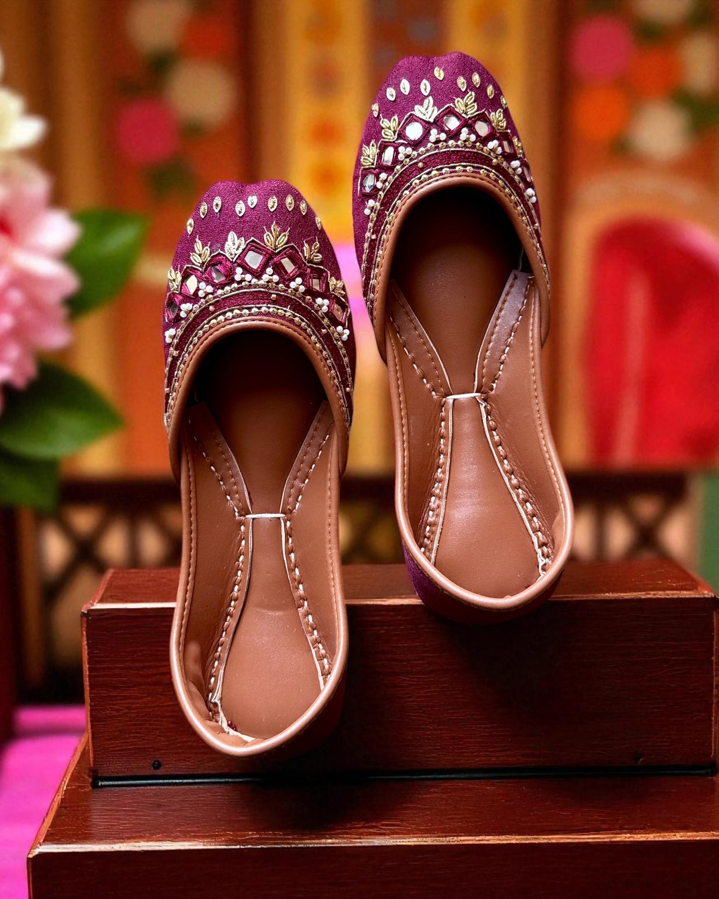 Adaa - Red Jutti